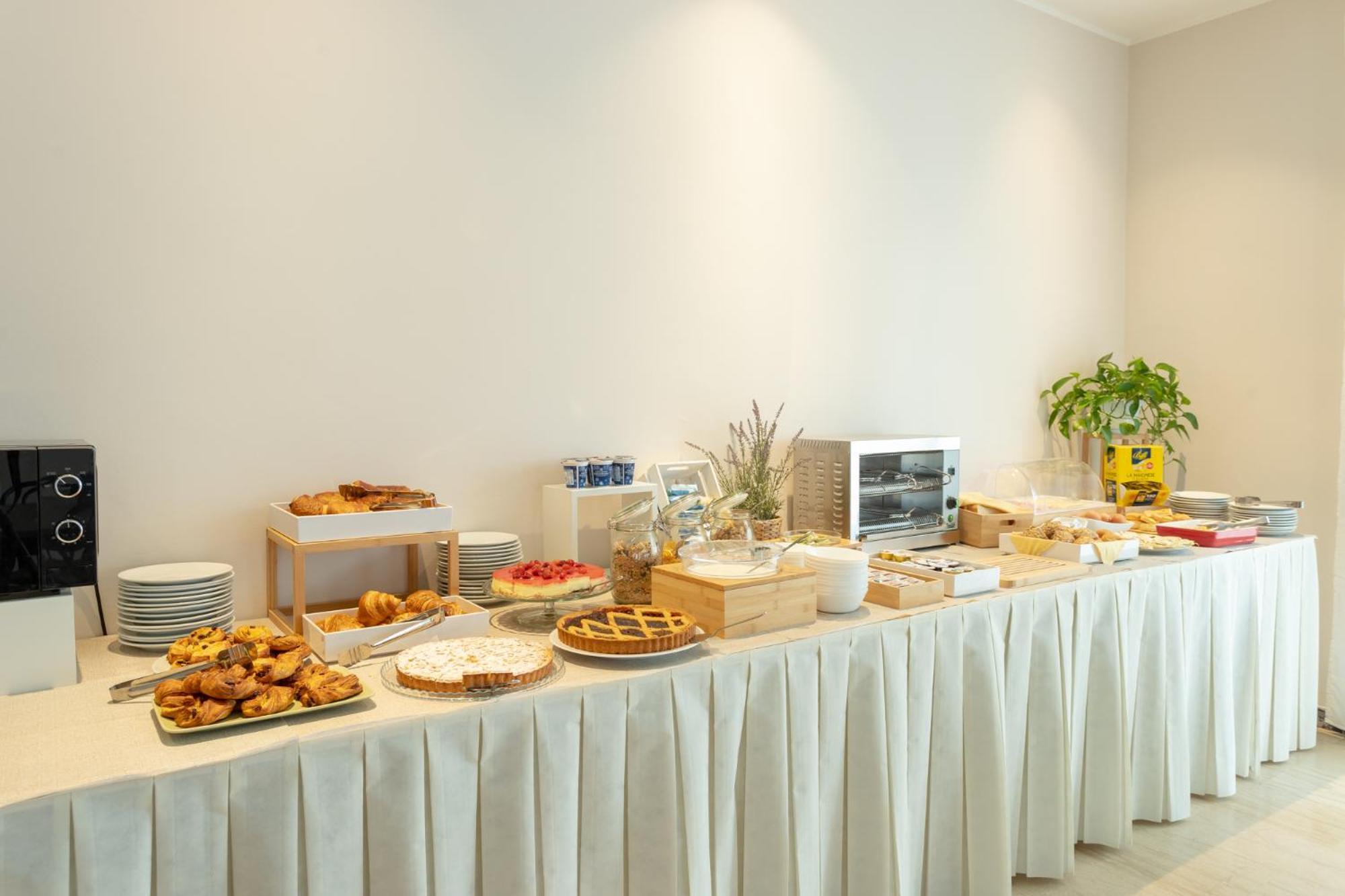 Hotel Katina Rimini Buitenkant foto
